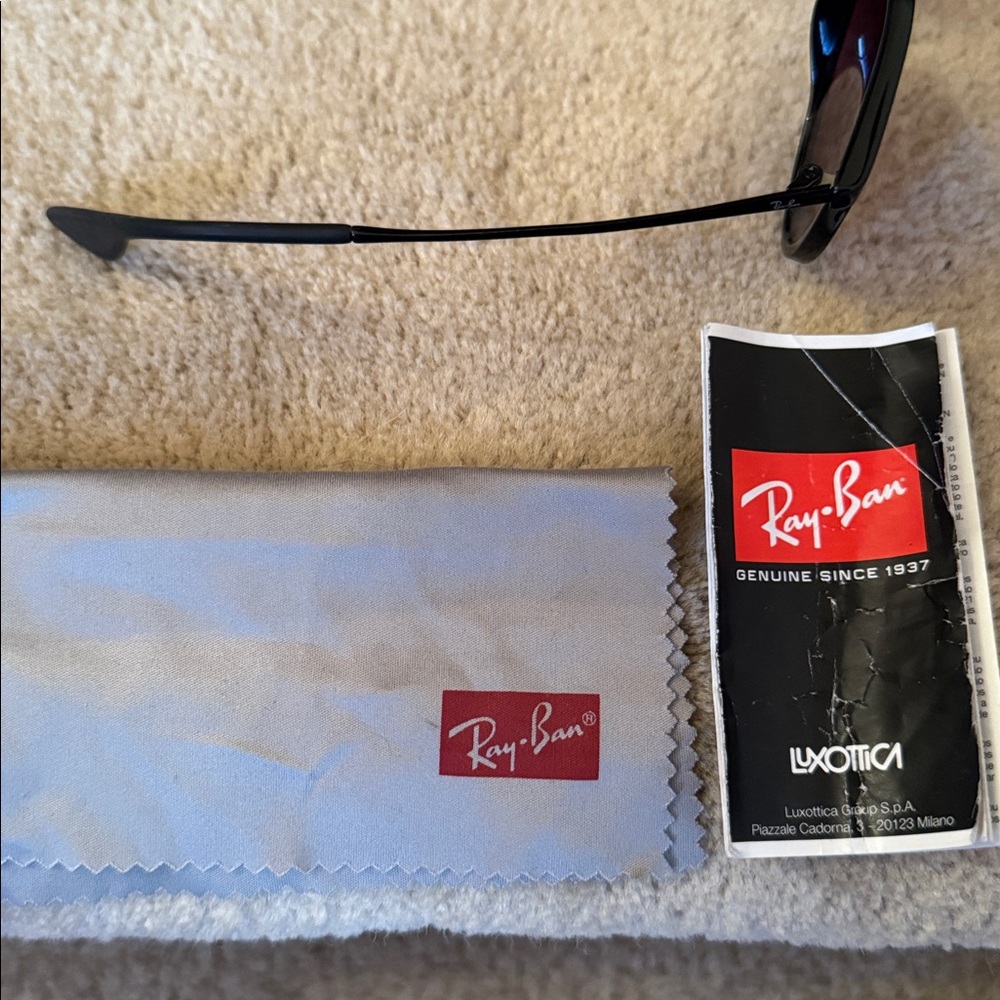 Authentic Ray Ban Erika polarized sunglasses - Picture 12 of 12